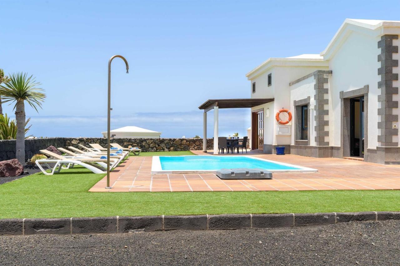 Villa Esterlicia Playa Blanca  Eksteriør bilde